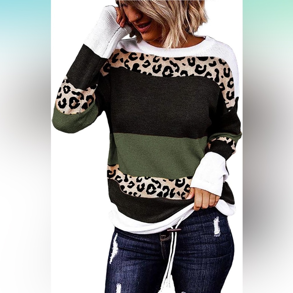 Women’s sweater size small